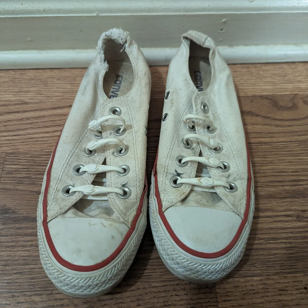 Shoes - Picture 1 of 3